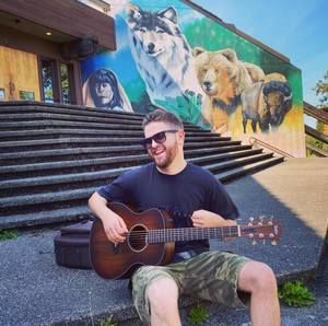 Meet your Posher, Nicholas